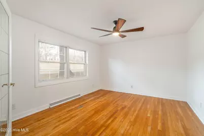 5251 Silas Creek Parkway, Winston Salem, NC 27106 - Photo 15