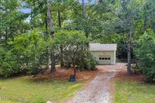 2317 Country Club Rd, Morehead City, NC 28557 - Photo 3