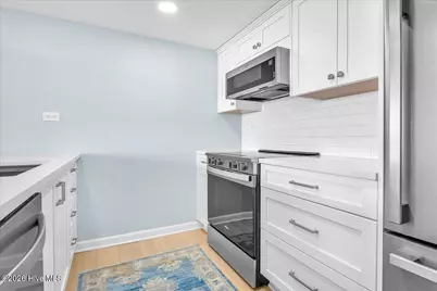 322 Causeway Drive #Ste 407, Wrightsville Beach, NC 28480 - Photo 9