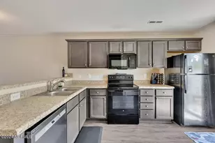445 Sullivan Loop Rd, Midway Park, NC 28544 - Photo 11