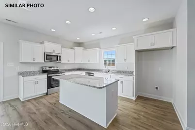 1842 Olde Towne Pointe Boulevard, Jacksonville, NC 28546 - Photo 13