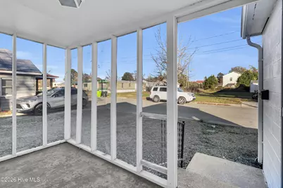 211 Lawson Street, New Bern, NC 28562 - Photo 3