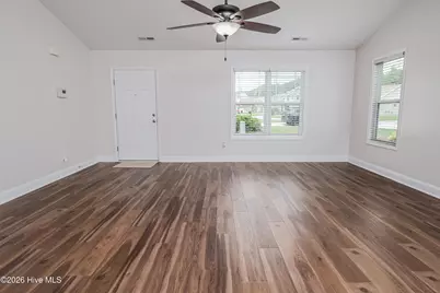 312 Hawks Bluff Drive, New Bern, NC 28560 - Photo 7