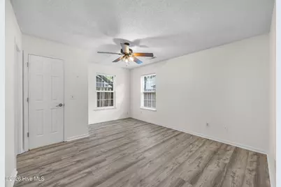 1254 Shipyard Boulevard, Wilmington, NC 28412 - Photo 11