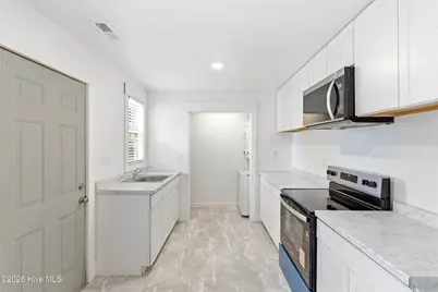 1409 Glenn Street, Wilmington, NC 28401 - Photo 9
