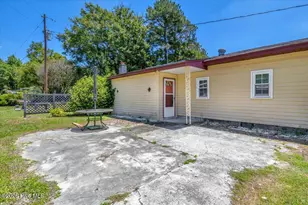 170 Loop Rd, Burgaw, NC 28425 - Photo 29