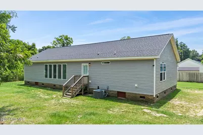502 W Fremont Street, Burgaw, NC 28425 - Photo 35