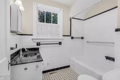 1041 Lafayette Avenue, Rocky Mount, NC 27803 - Photo 21