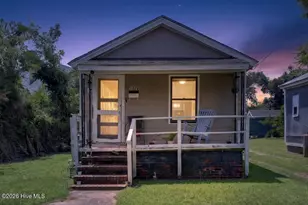 1029 Queen St, New Bern, NC 28560 - Photo 3