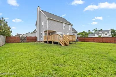 101 New Castle Drive, Jacksonville, NC 28540 - Photo 33