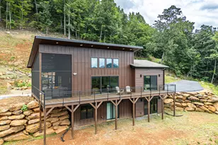 629 Peaks Dr, Hayesville, NC 28904 - Photo 3