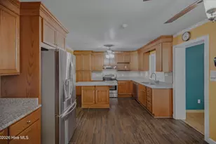 312 White Oak St, Jacksonville, NC 28540 - Photo 23