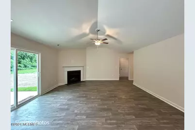 511 Large Oak Drive, Hubert, NC 28539 - Photo 17