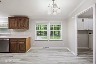3800 Frances Ave, New Bern, NC 28562 - Photo 15