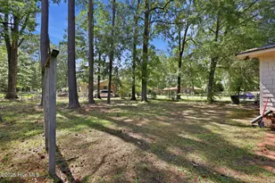 1001 E Scotsdale Rd, Laurinburg, NC 28352 - Photo 31