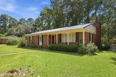 1001 E Scotsdale Road, Laurinburg, NC 28352 - Photo 33