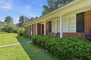 1001 E Scotsdale Rd, Laurinburg, NC 28352 - Photo 41