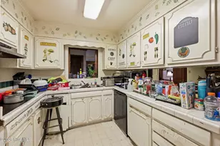 1001 E Scotsdale Rd, Laurinburg, NC 28352 - Photo 5
