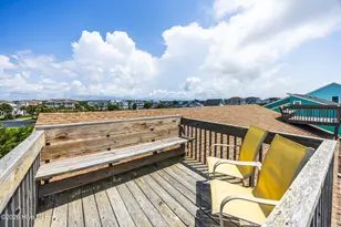 323 Brunswick Ave W, Holden Beach, NC 28462 - Photo 3