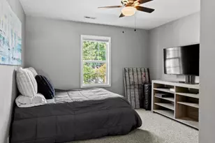 200 W Saltwood Pl, Jacksonville, NC 28540 - Photo 29