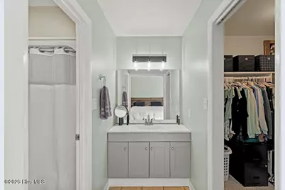 200 W Saltwood Place, Jacksonville, NC 28540 - Photo 35