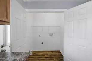 801 Springwood Dr, Jacksonville, NC 28546 - Photo 11