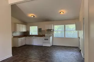1114 Oak Ave, Rockingham, NC 28379 - Photo 5