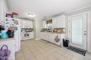 3726 Countryaire Dr, Ayden, NC 28513 - Photo 5