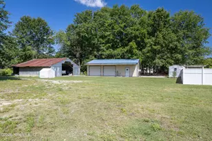 250 Beulah Rd, Clinton, NC 28328 - Photo 27