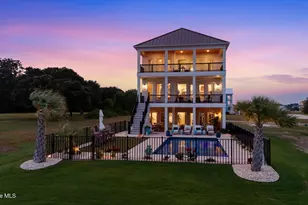 402 Kensington Pl, Newport, NC 28570 - Photo 3