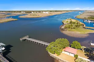 1101 E Oak Island Dr, Oak Island, NC 28465 - Photo 55