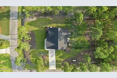 30240 W Lake Drive, Wagram, NC 28396 - Photo 29