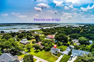 310 Holly Ln, Cape Carteret, NC 28584 - Photo 3