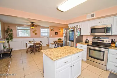 310 Holly Lane, Cape Carteret, NC 28584 - Photo 17