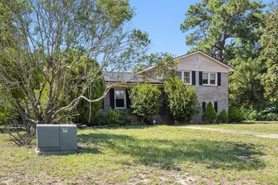 609 Francis Court, Spring Lake, NC 28390 - Photo 3