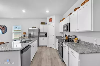 1707 W Coronado Avenue SE, Bolivia, NC 28422 - Photo 5