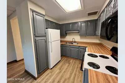 1221 Riverside Avenue #105, Elizabeth City, NC 27909 - Photo 3