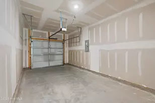 601 Sandy Holw Dr, Jacksonville, NC 28540 - Photo 25