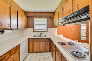 242 Maywood Dr, Martinez, GA 30907 - Photo 7