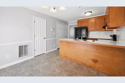 1201 Freeland Lane #J8, Winterville, NC 28590 - Photo 11