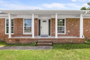103 Oakwood Ct, Jacksonville, NC 28546 - Photo 5