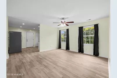 103 Oakwood Court, Jacksonville, NC 28546 - Photo 15