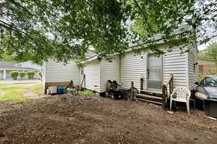 214 Louis Jenkins Dr, Bethel, NC 27812 - Photo 5