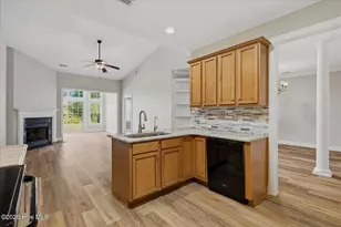 3021 Braewood Ct, Leland, NC 28451 - Photo 11