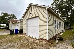 1506 E Oak Island Dr, Oak Island, NC 28465 - Photo 5