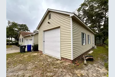 1506 E Oak Island Drive, Oak Island, NC 28465 - Photo 5