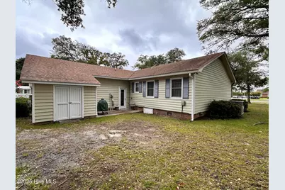 1506 E Oak Island Drive, Oak Island, NC 28465 - Photo 7