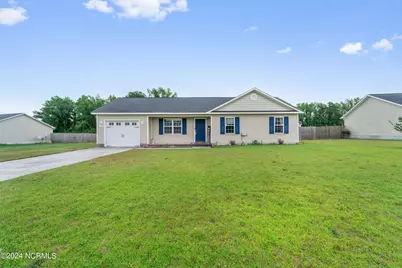120 Woodbury Farm Drive, Jacksonville, NC 28540 - Photo 1