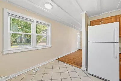 1101 Meadows Street, New Bern, NC 28560 - Photo 7