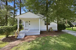 1101 Meadows St, New Bern, NC 28560 - Photo 1